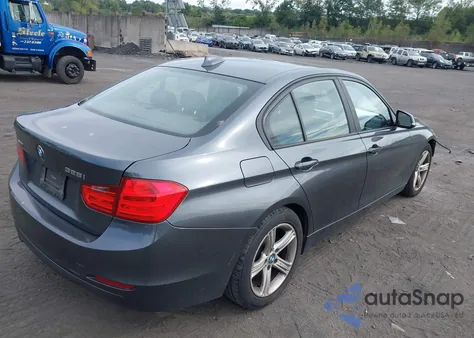 2013 BMW 328I xDrive z USA, uszkodzony, nr VIN WBA3B5C5XDF138902